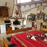 Villa башеви *