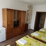башеви *