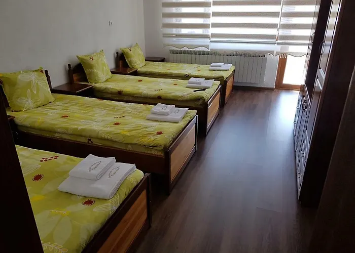 башеви וילה סרניצה